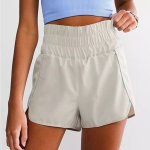 Buckle high waist athletic shorts